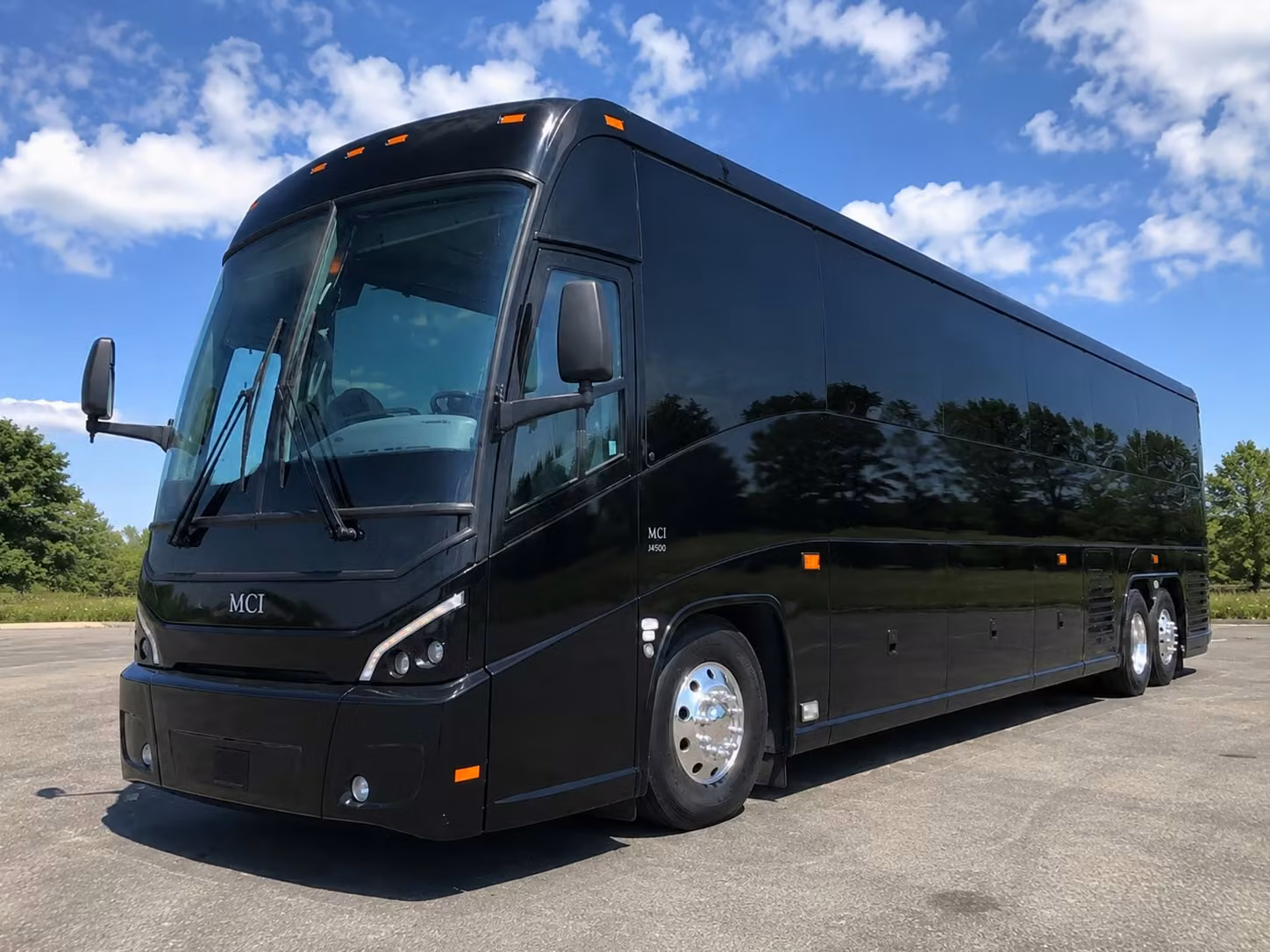 choosing the right bus size for your plantation prom group