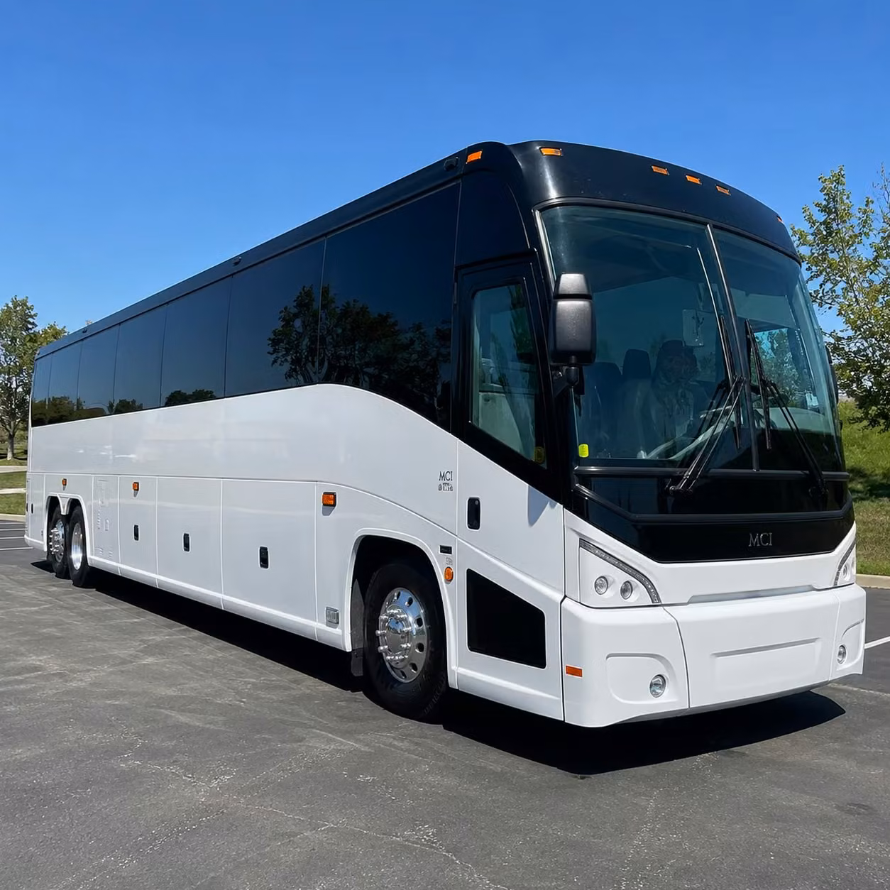 construction crews healthcare shifts and specialized workforce shuttles in plantation