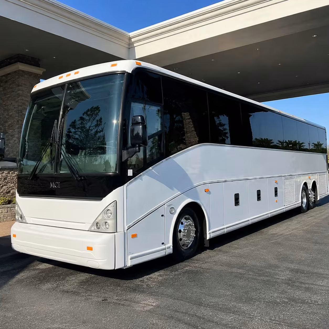 daily commuter shuttle routes built around plantation s busiest corridors