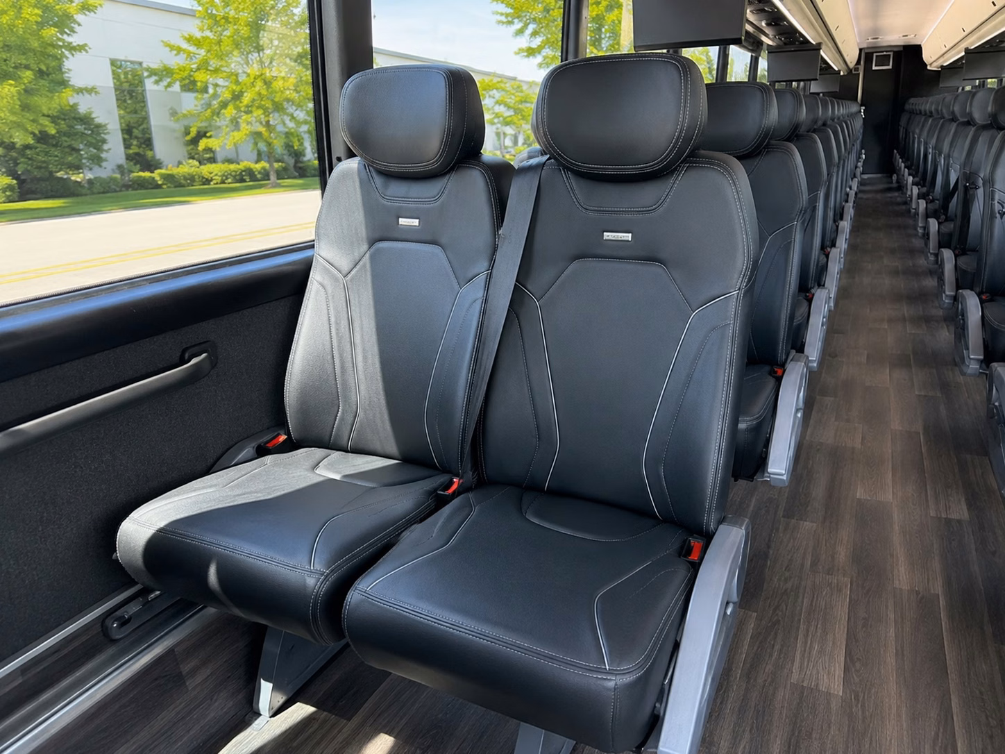 how where and when you re traveling affects plantation bus rental rates